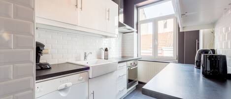 Appartamento City, 2 camere da letto | Cucina privata | Frigorifero con congelatore, microonde, forno, piano cottura