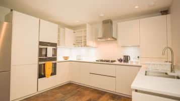 Stables Cottage | Living area