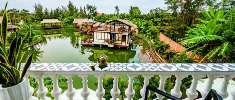 Deluxe Double Room, Lake View | Lake view