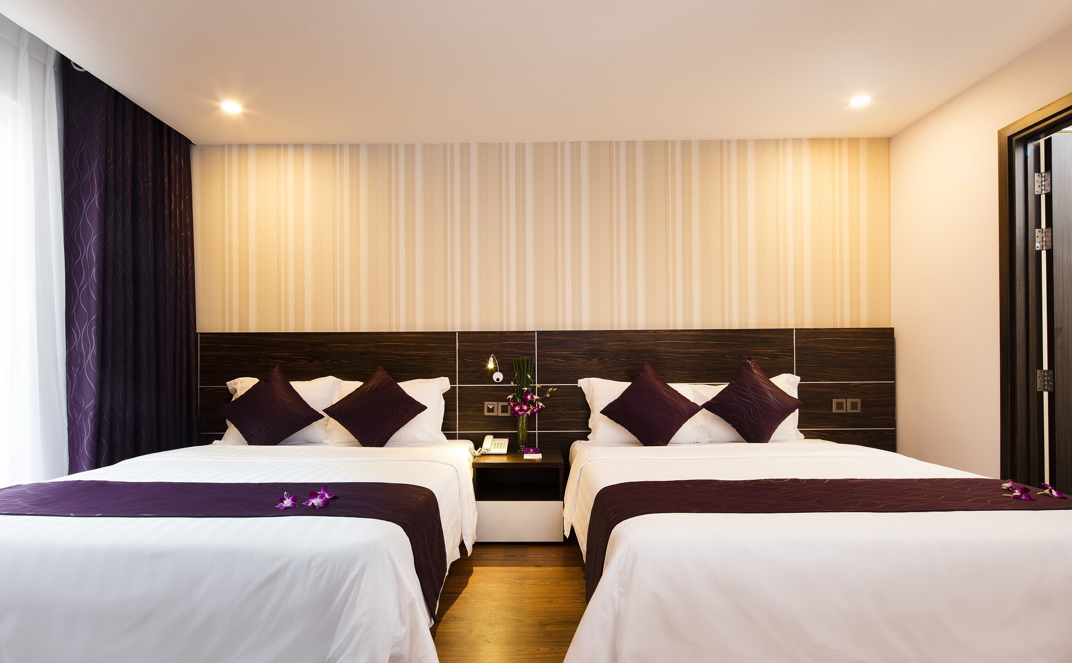 1 bedroom, premium bedding, minibar, in-room safe