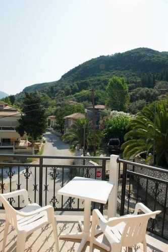 Geroulis Stefanos Studios