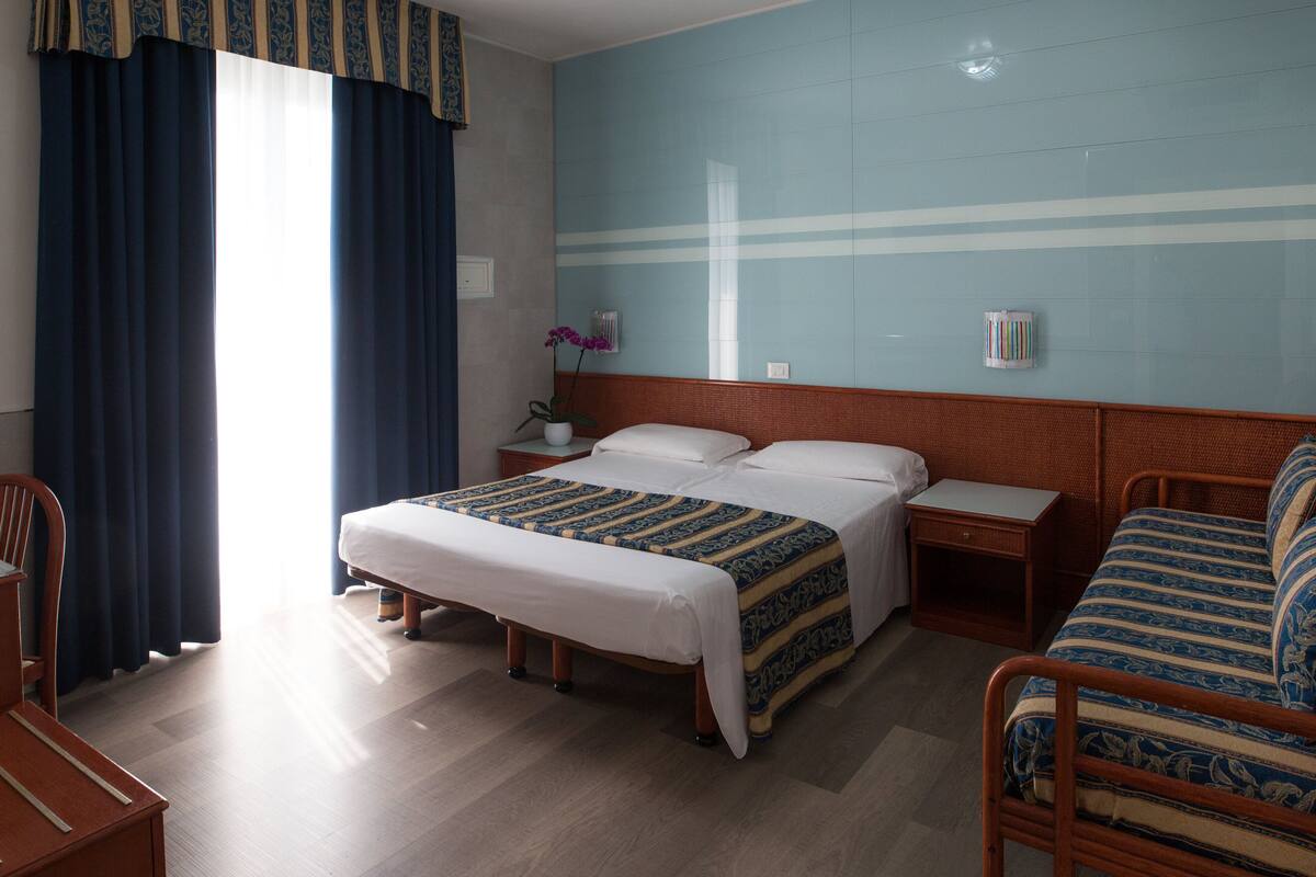 Standard Triple Room, Balcony