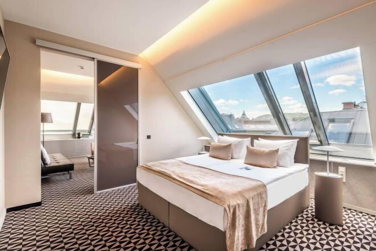 1 bedroom, minibar, in-room safe, desk