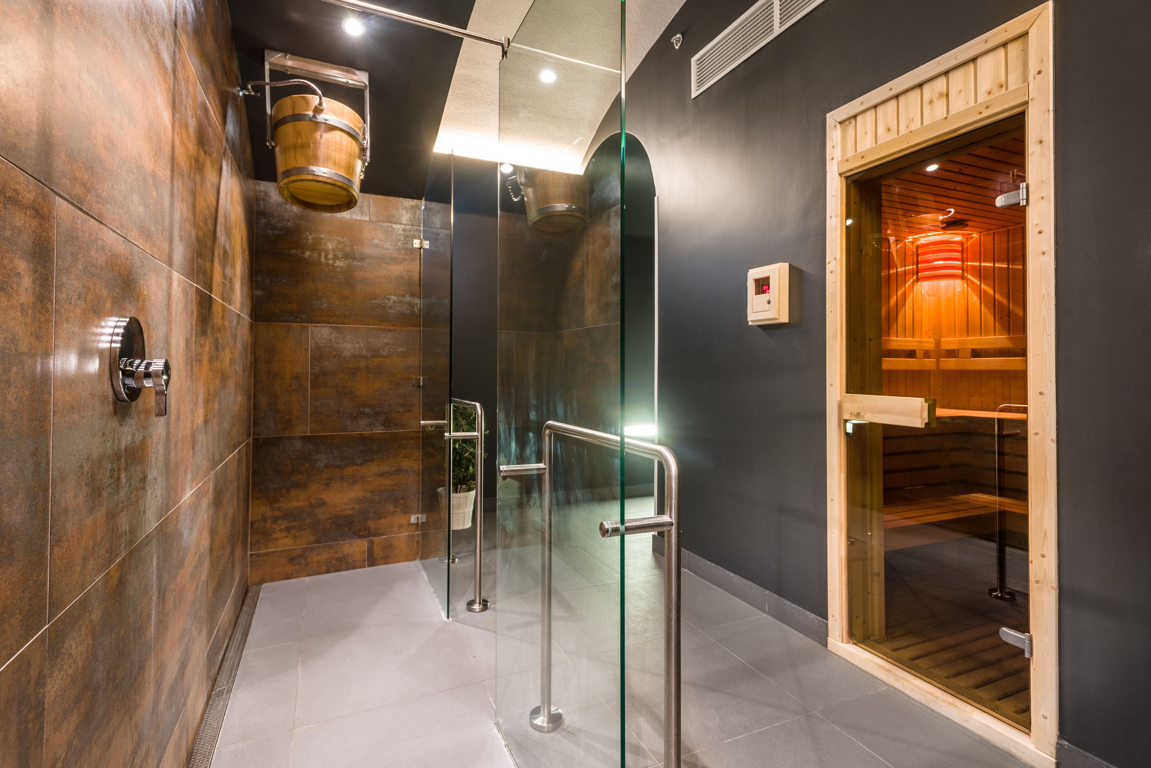 Phòng xông hơi sauna