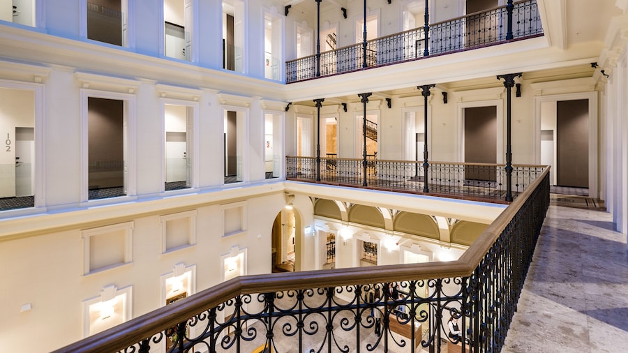 Hotel Moments Budapest