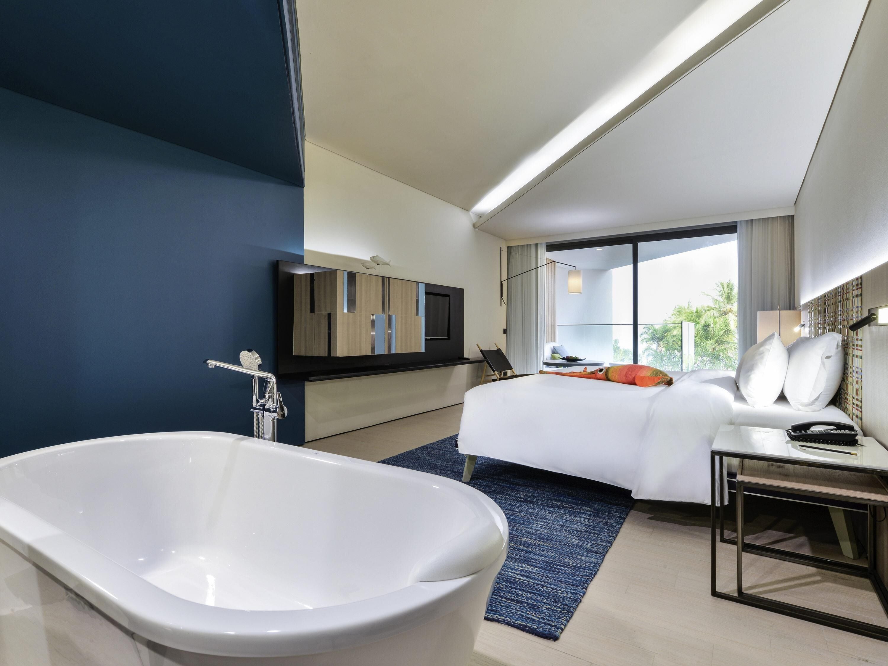 1 chambre, minibar, coffres-forts dans les chambres, bureau