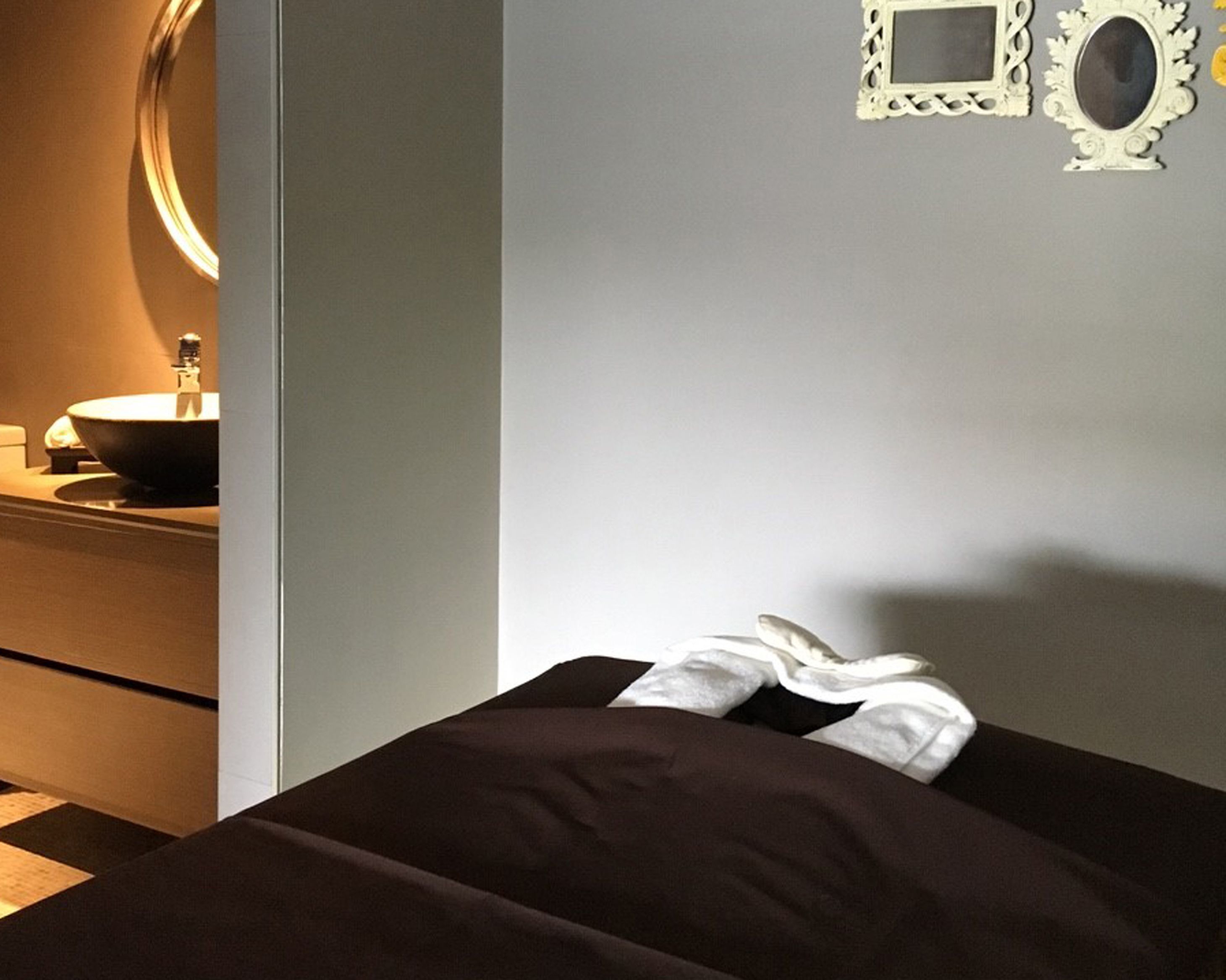 sauna, body treatments, aromatherapy, swedish massages, thai massages