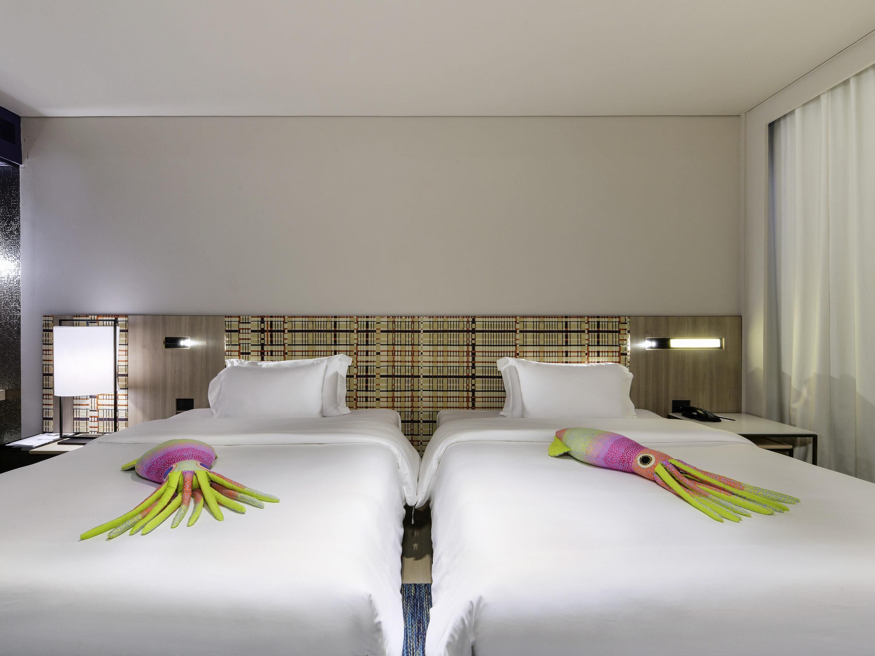 1 chambre, minibar, coffres-forts dans les chambres, bureau