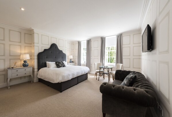 Superior Suite | Individually decorated, free WiFi, bed sheets