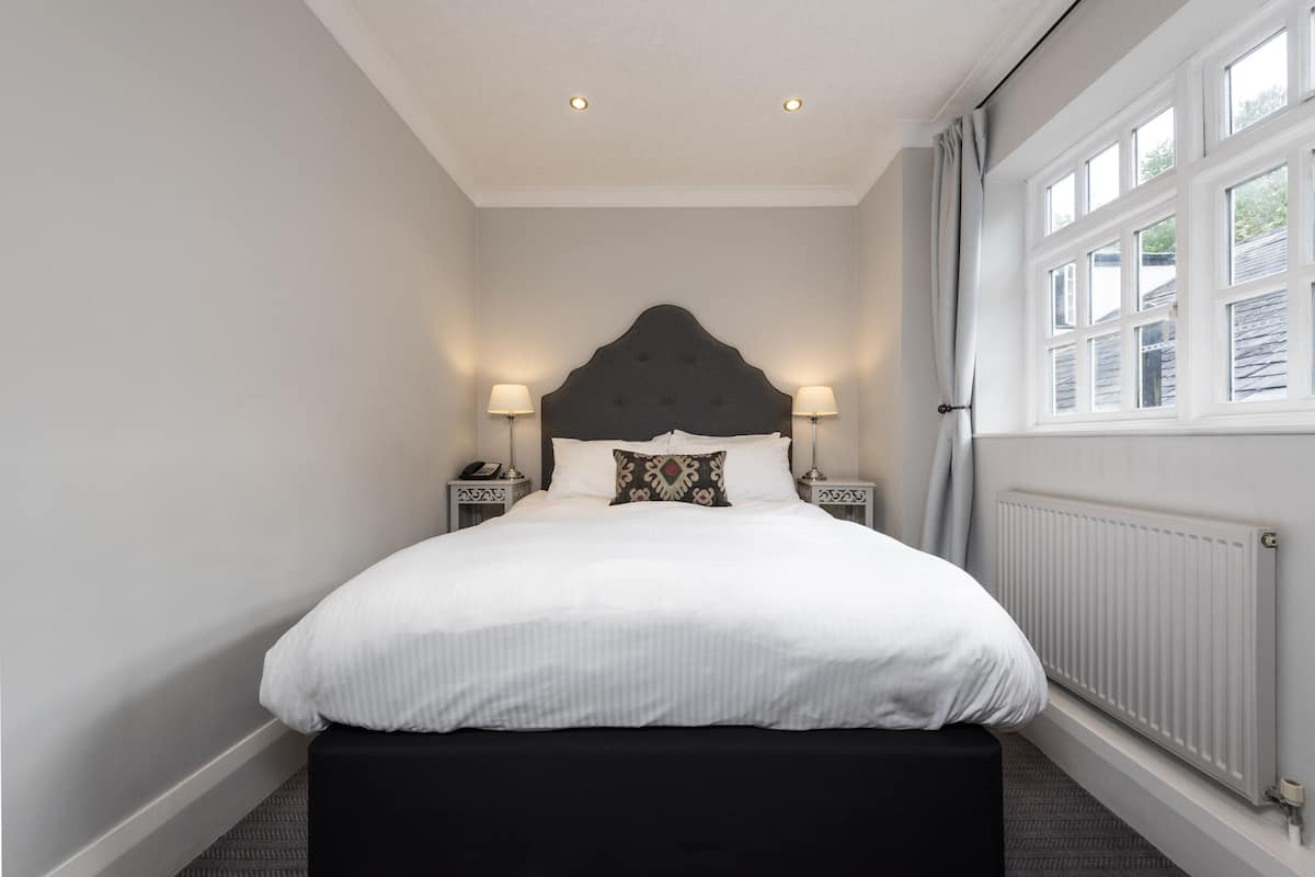 Single Room | 1 bedroom, individually decorated, free WiFi, bed sheets