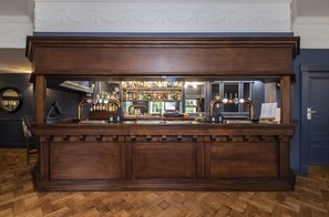 Bar (on property) - Statham Lodge Hotel (Lymm)