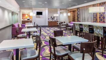 Gratis kontinental frukost varje dag