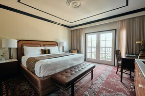 Phòng Suite (Magnolia) | Bộ trải giường bằng vải cotton Ai Cập, bộ đồ giường cao cấp 