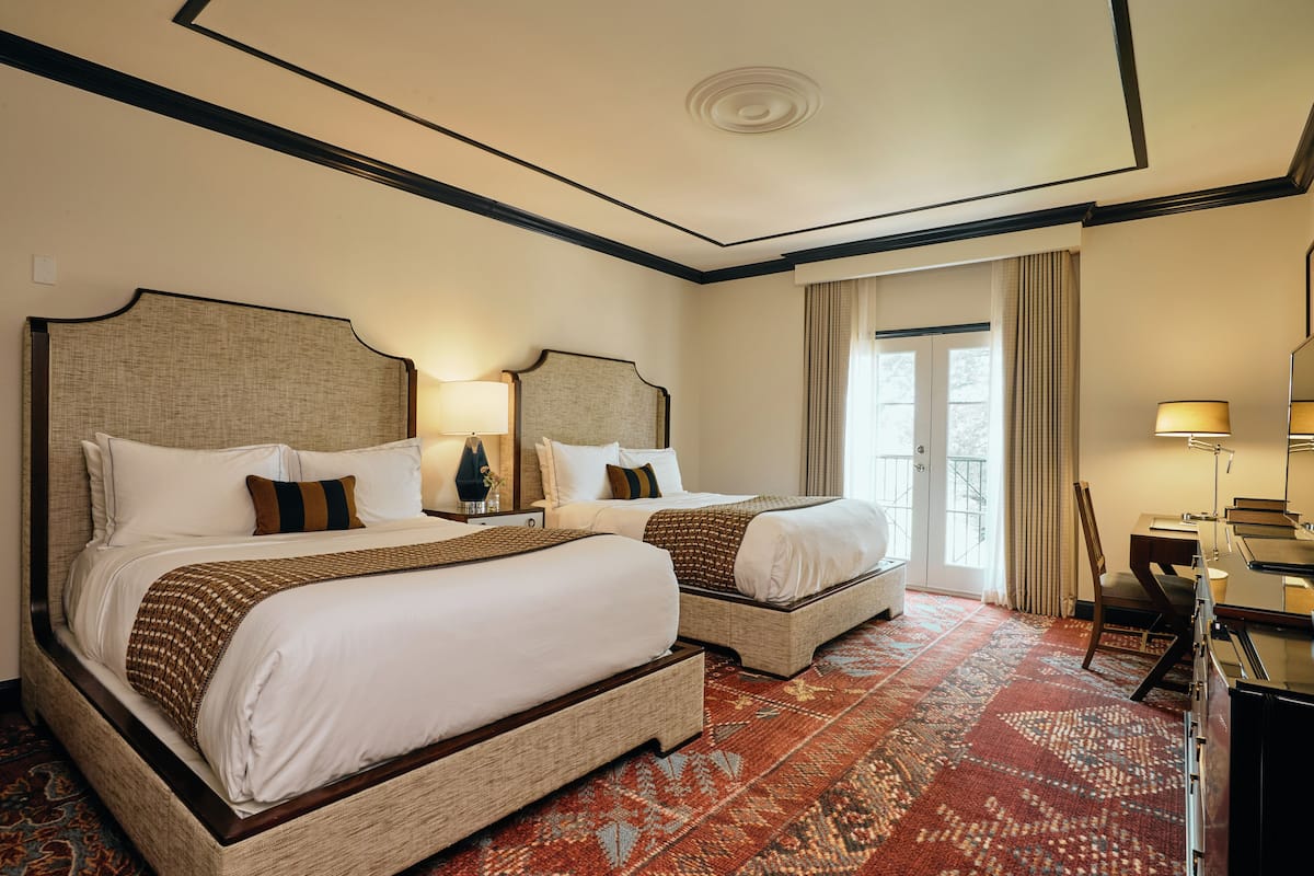 1 bedroom, Egyptian cotton sheets, premium bedding, pillow-top beds