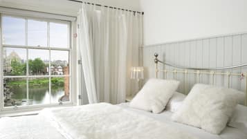 Deluxe Double Room (Single Occupancy) | View from property