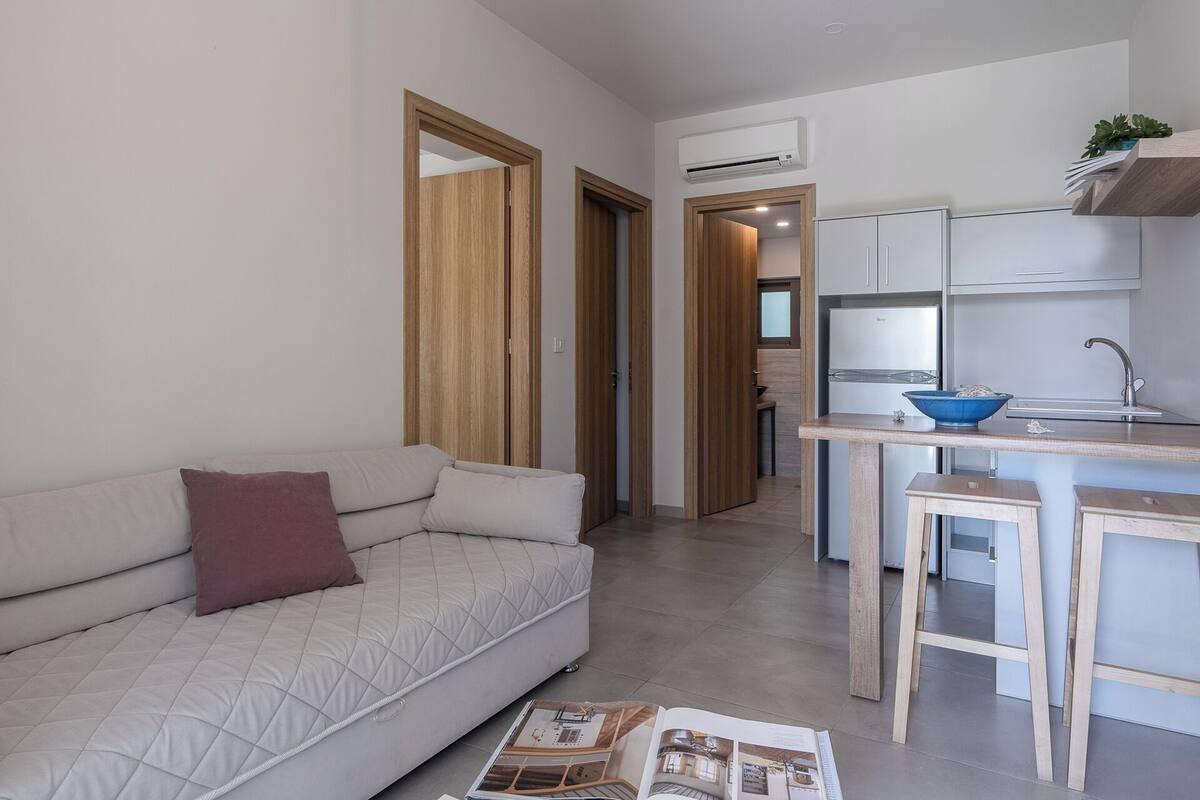 superior suite, 2 bedrooms, garden view | in-room safe, soundproofing, iron/ironing board, free cots/infant beds