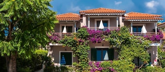 Lemonia Accommodations