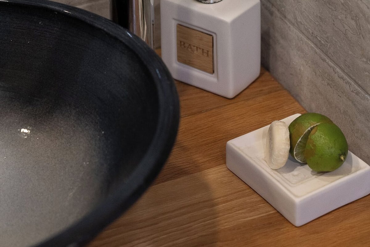 junior suite, 1 bedroom, garden view | bathroom | shower, free toiletries, hair dryer, towels