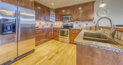 Fairmont Creek Property Rentals The Residences