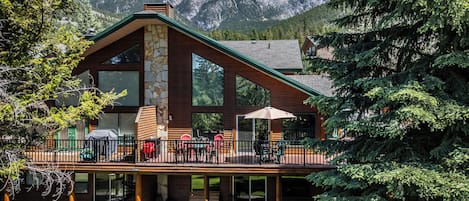 Luxury Townhome | Terrace/patio