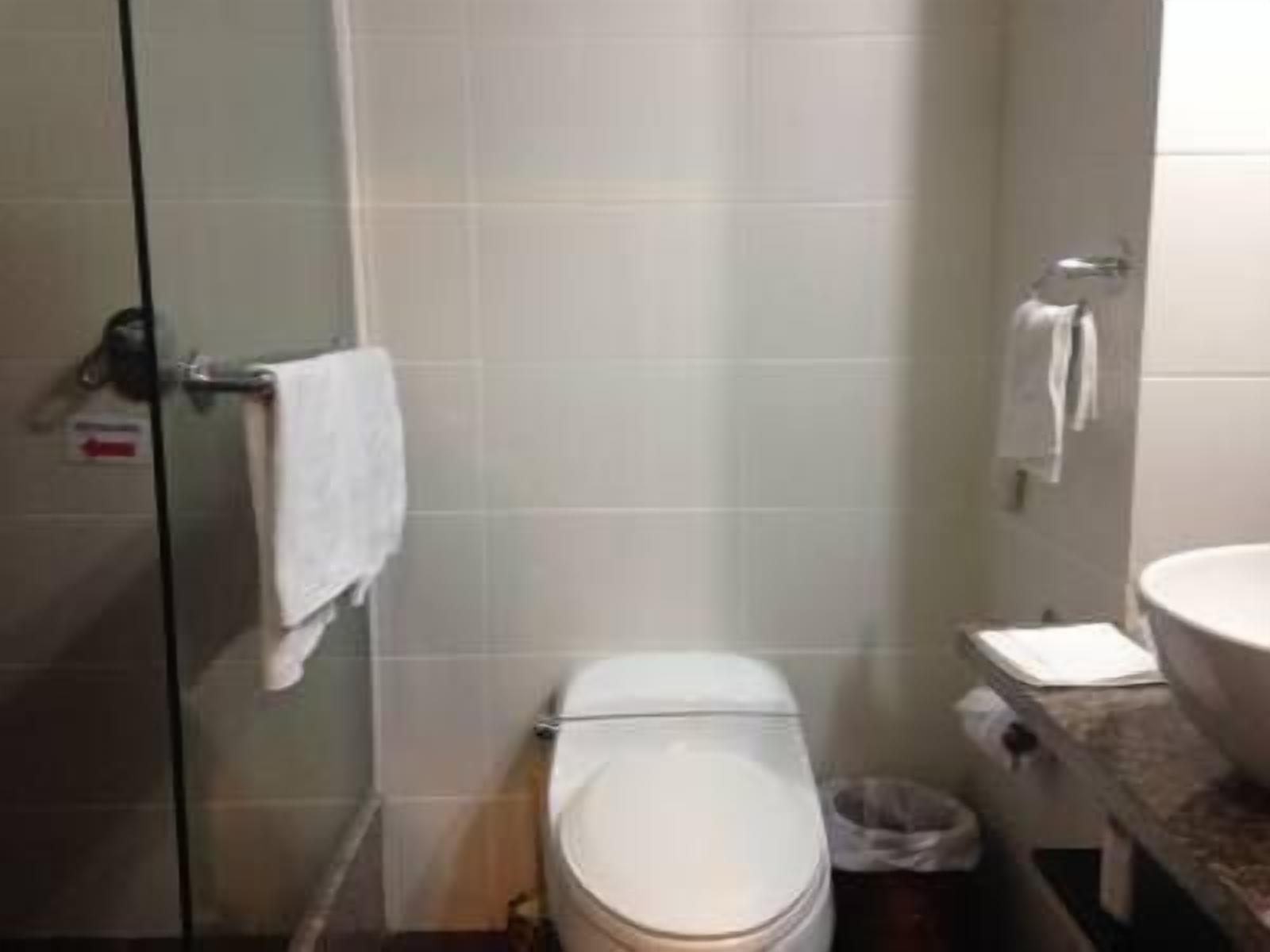 apartment | bathroom | shower, free toiletries