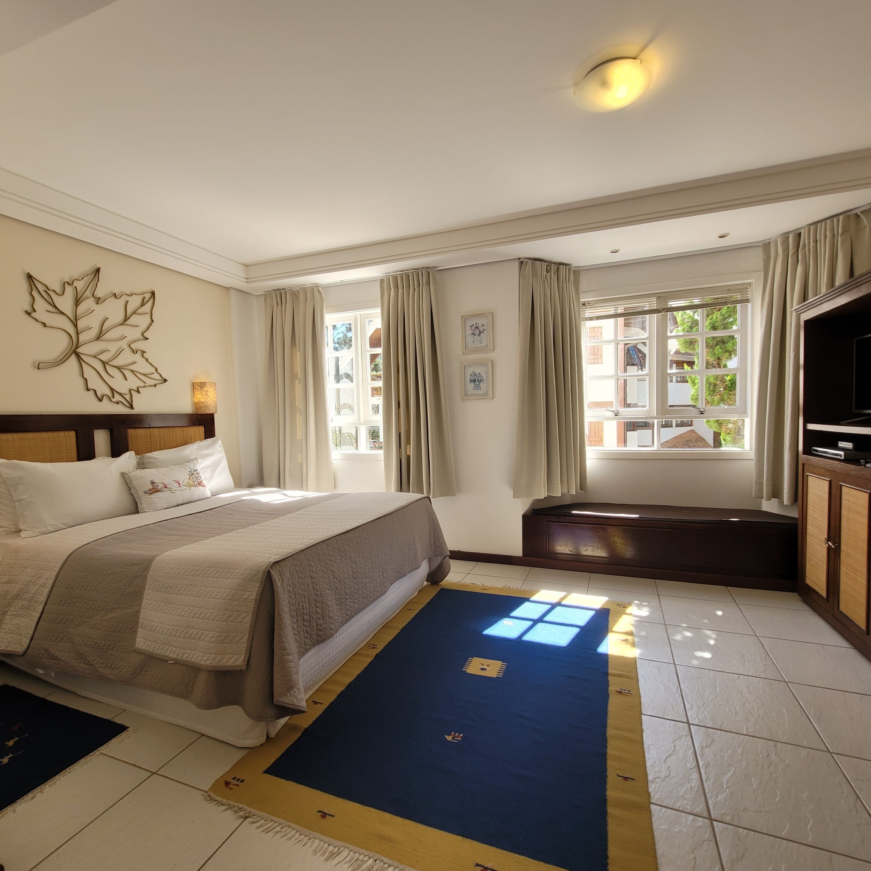 Photo - Pousada Cheverny - Fácil acesso ao centrinho e Baden Bar