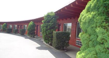 Avenue Motel
