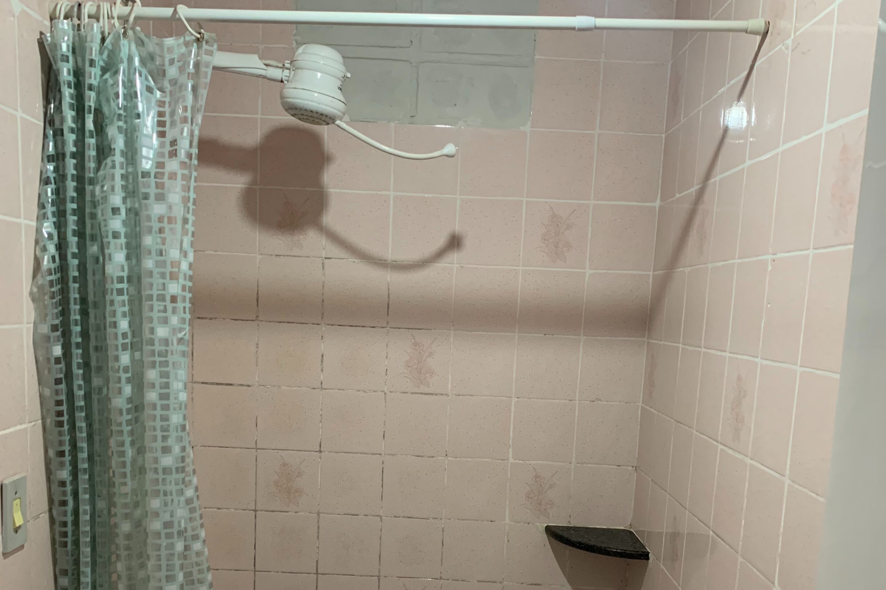 double room | bathroom | shower, free toiletries, towels