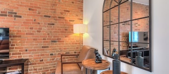 Apartment & Studio