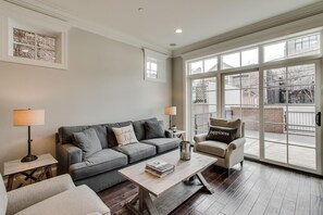 50-inch LCD TV with cable channels, TV - The Sono Chicago (Chicago)