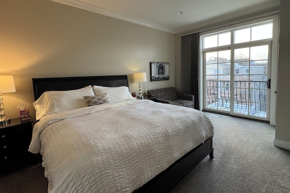 Suite Deluxe, 1 cama King size | Ropa de cama de alta calidad, wifi gratis y ropa de cama