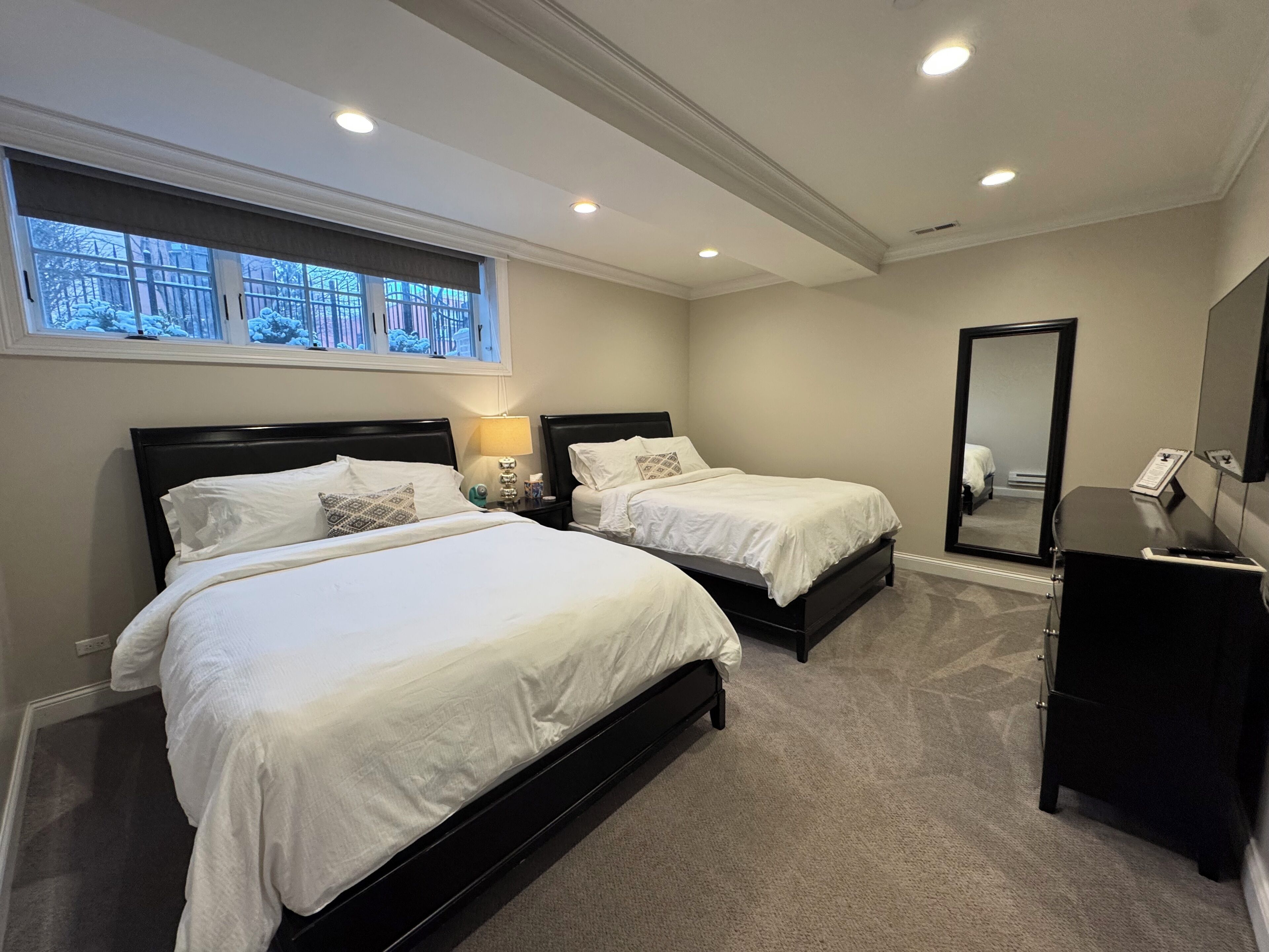 Rom – superior, 2 queensize-senger | Sengetøy av topp kvalitet og wi-fi (inkludert)