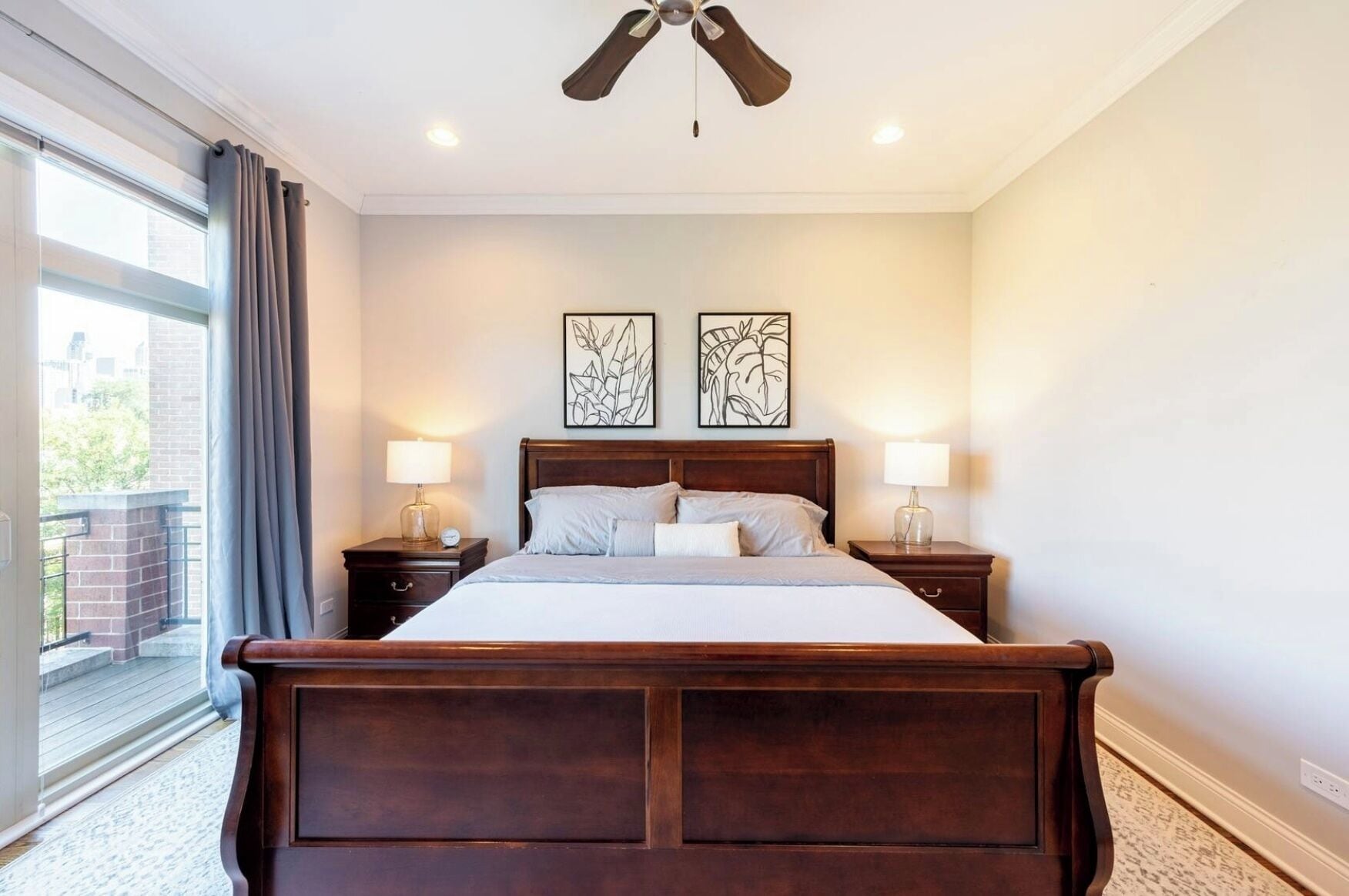 Premium-huoneisto | Ylelliset vuodevaatteet, ilmainen Wi-Fi