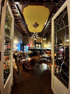 Café - Grand Boutique Hotel (Bucharest)