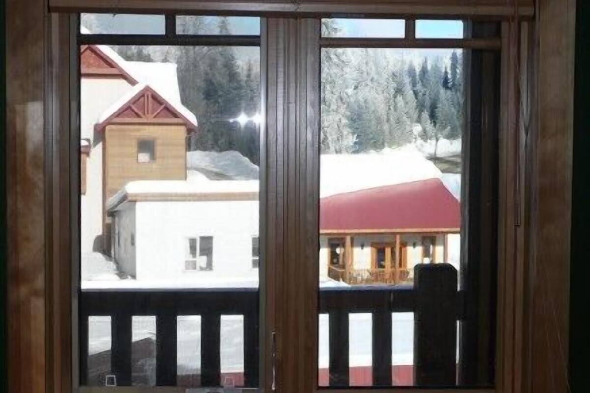 Condo, 3 Bedrooms | 3 bedrooms, free WiFi