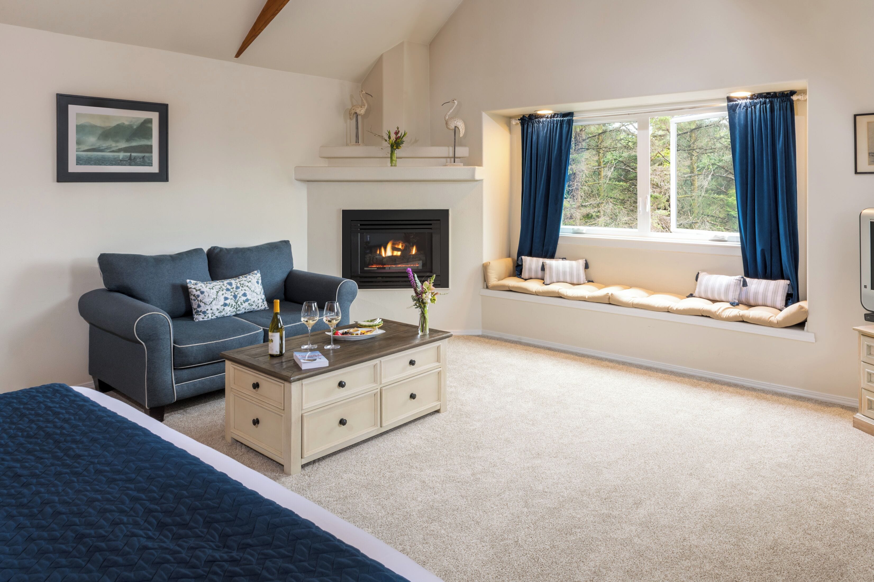 Castle Rock #10 (no pets) | Premium bedding, down duvets, individually decorated