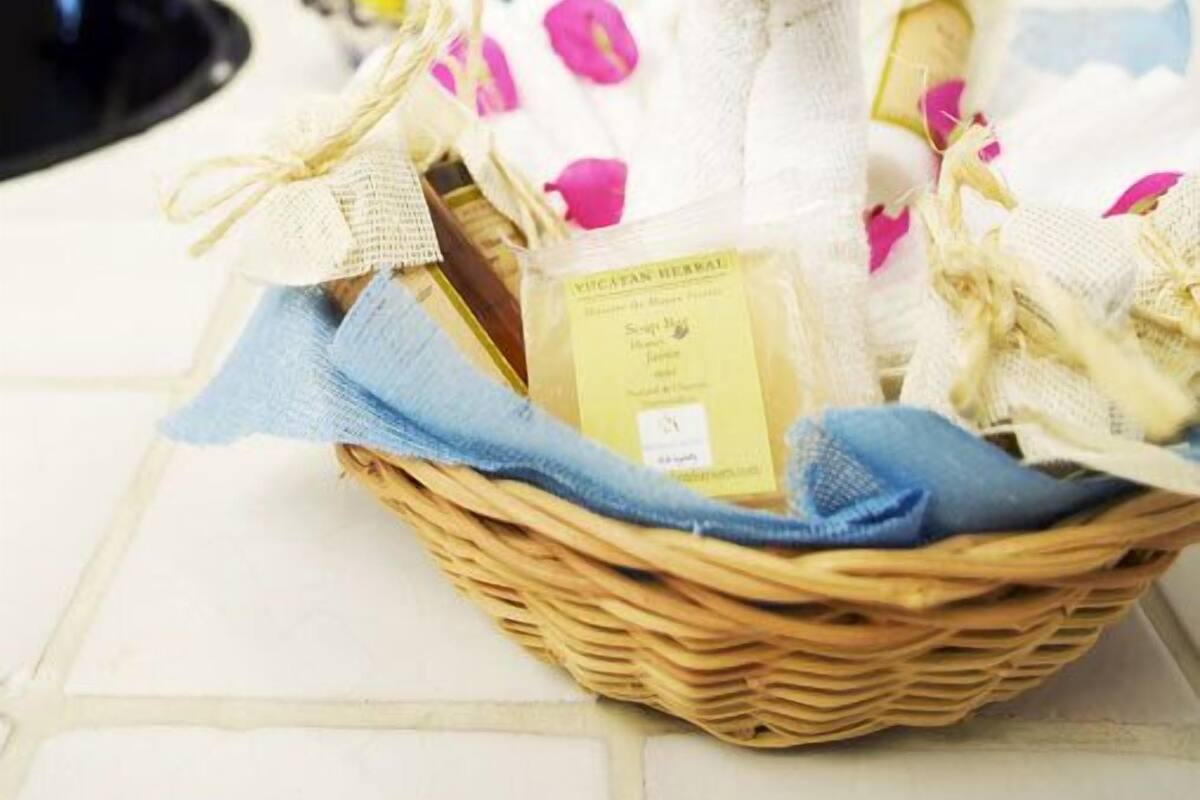 Superior Suite, 1 King Bed, Terrace | Bathroom amenities | Shower, towels