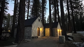 Maison Familiale | Vue sur la rue