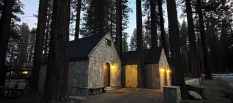 เอเมอรัลด์ เบย์ ล็อดจ์