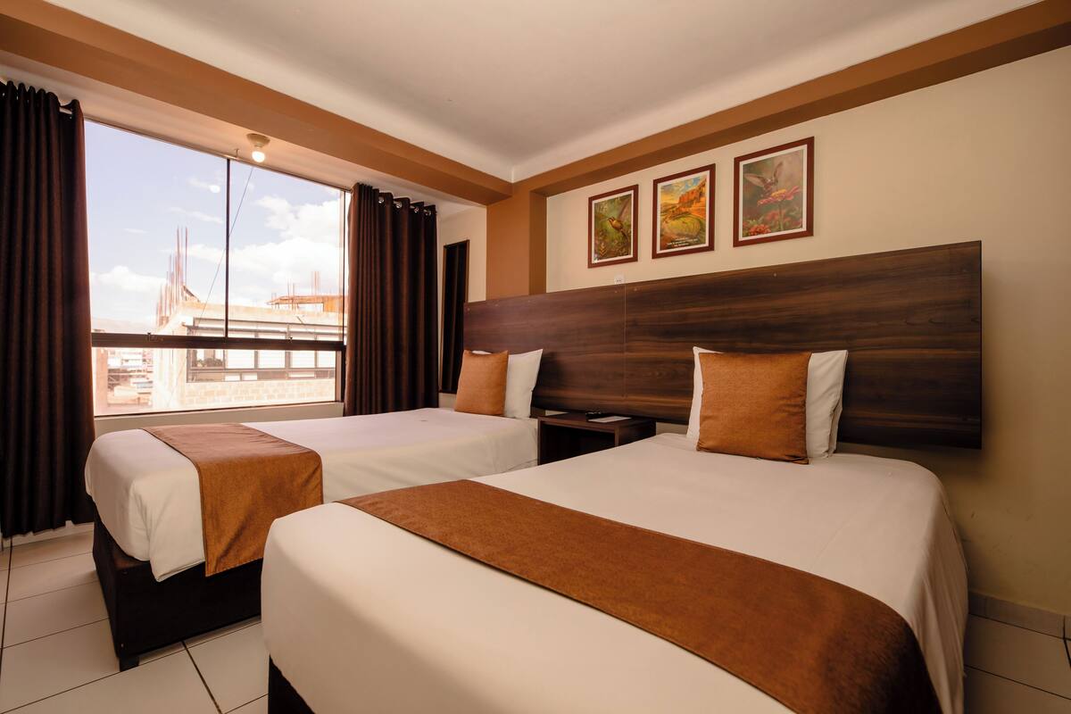 Standard Twin Room | 10 bedrooms, down comforters, desk, WiFi (free)