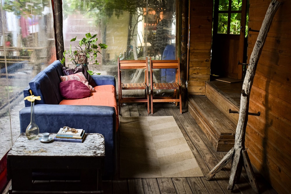 B & B Hostel by null