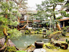 Courtyard - Houshi (Komatsu)
