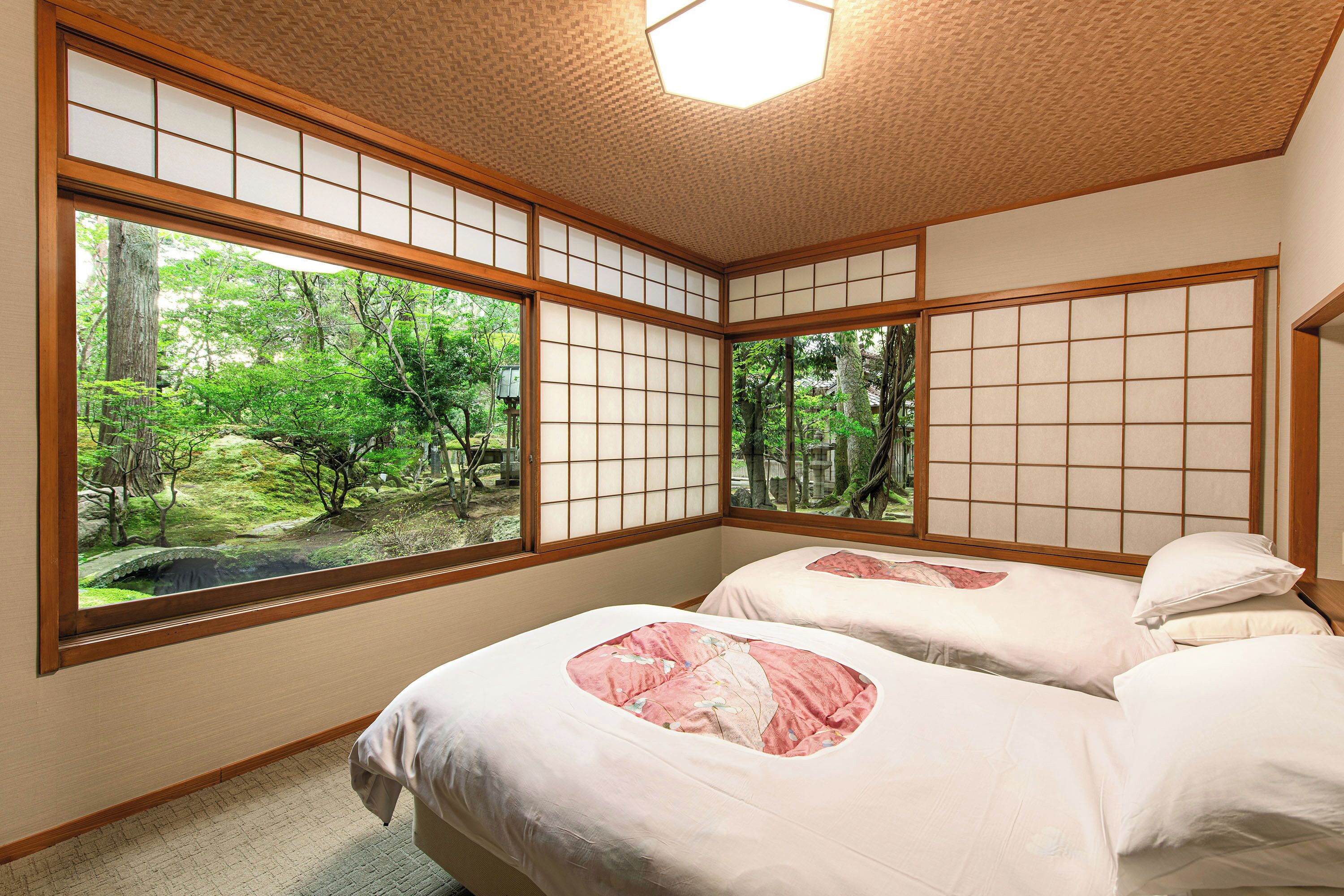 With Onsen Bath Japanese,western room Yoshino non smoking | In-room safe, free WiFi, bed sheets