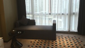 Premium bedding, in-room safe, desk, blackout drapes - Paco Hotel Tianpingjia Metro Guangzhou (Guangzhou)