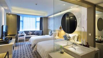 Premium bedding, in-room safe, desk, blackout curtains