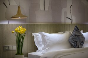 Comfort-værelse | Premium-sengetøj, pengeskab på værelset, skrivebord