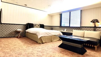 高級雙人房 | 高級寢具、書桌、隔音、折疊床/加床