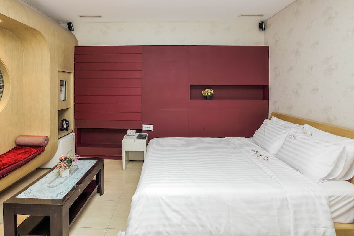 Chambre Standard avec lits jumeaux, 2 chambres (Breakfast for 2 Included)