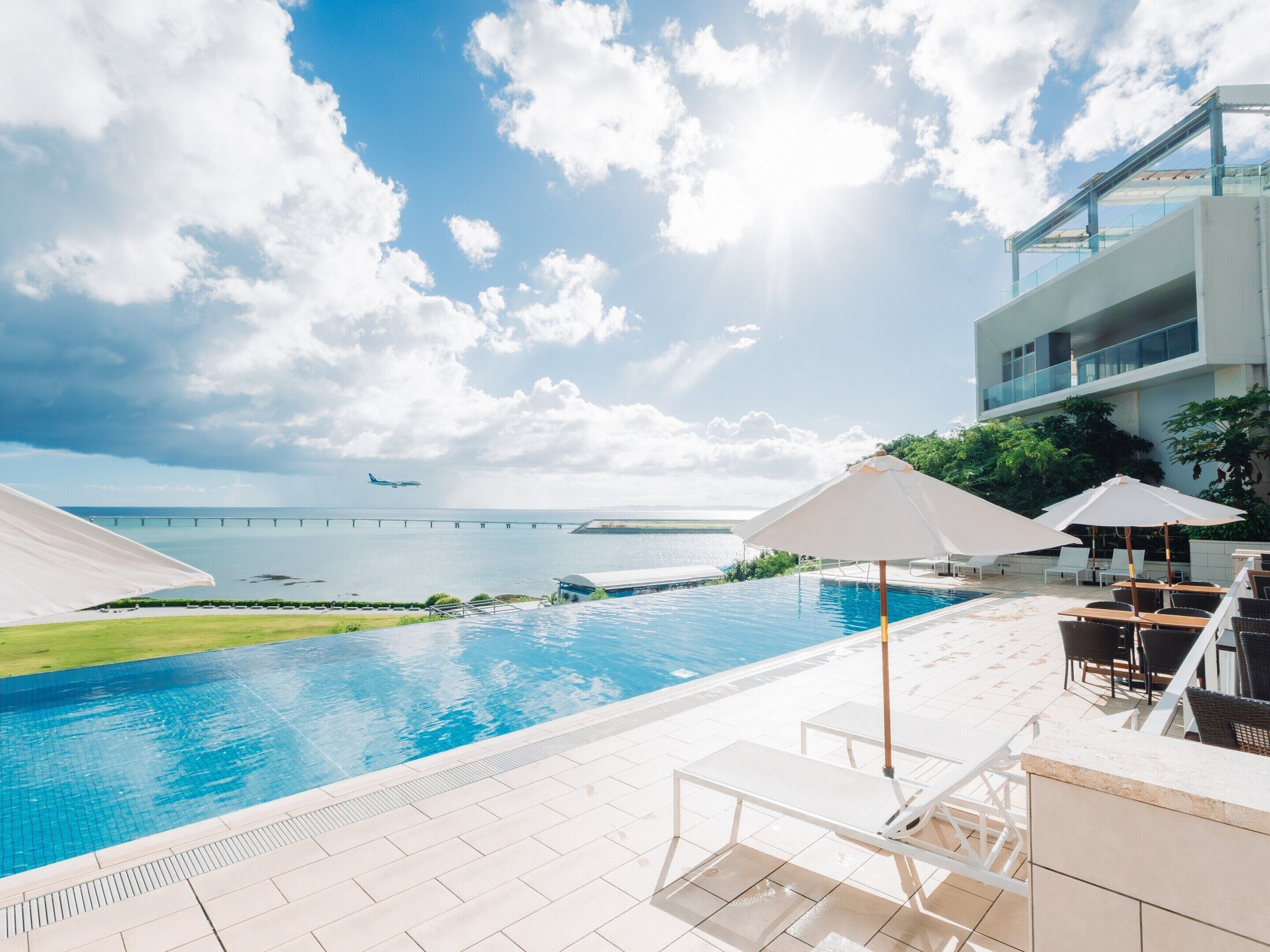 Seasonal outdoor pool