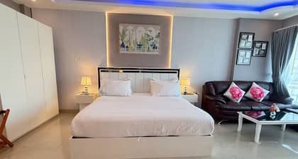 View Talay 6 Condominium by Honey